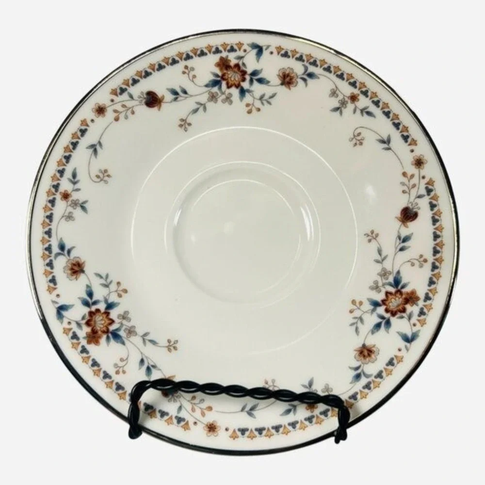 Noritake Ivory China Adagio 7237 Footed Cup Saucer Set‎ Vtg Floral gold accents